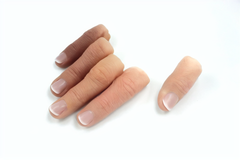 Custom Full-Length Finger Prosthetic – Tailored Size and Skin Color for a Natural Look